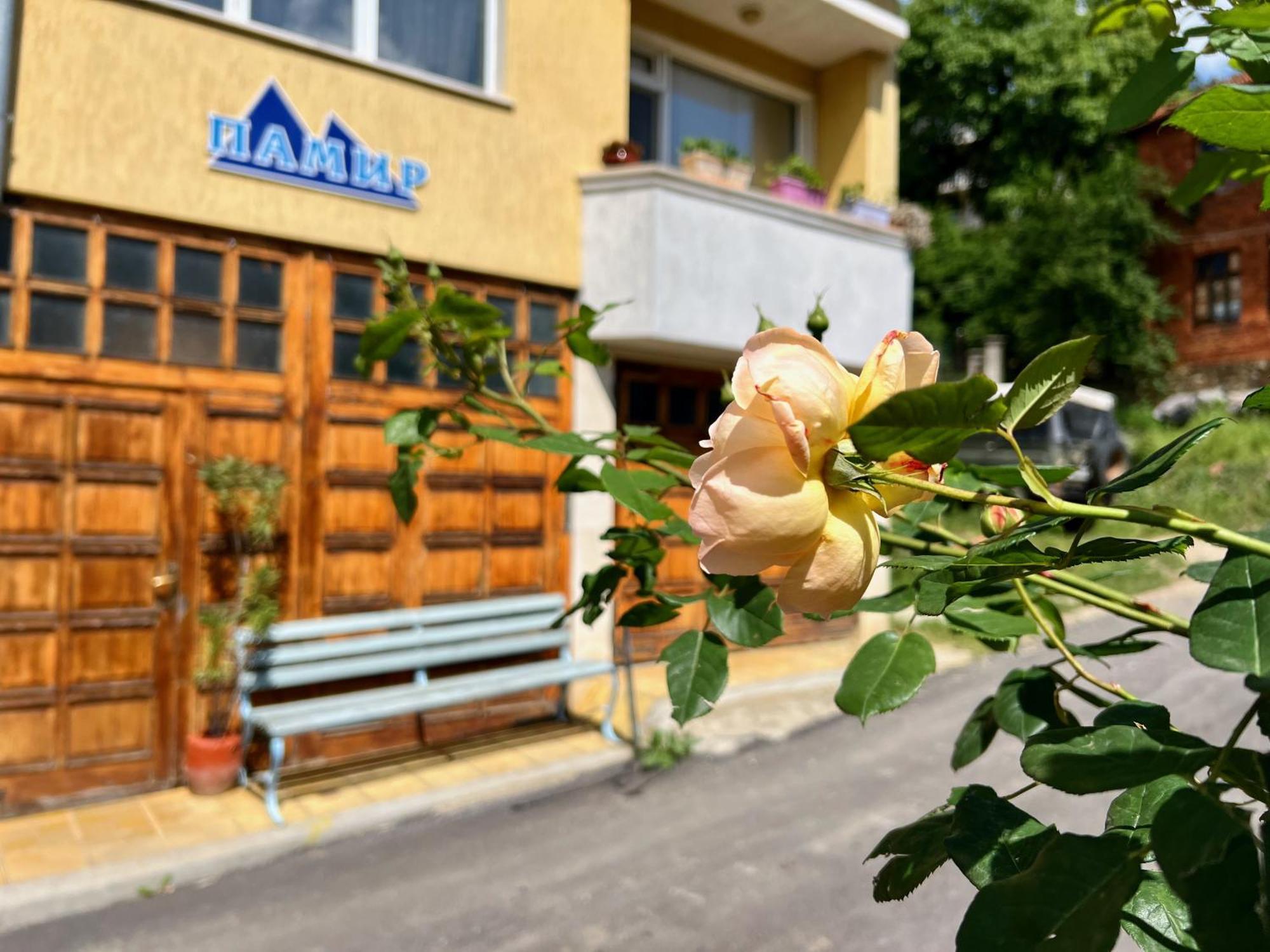 Pamir Guest House Şipkovo Exterior foto